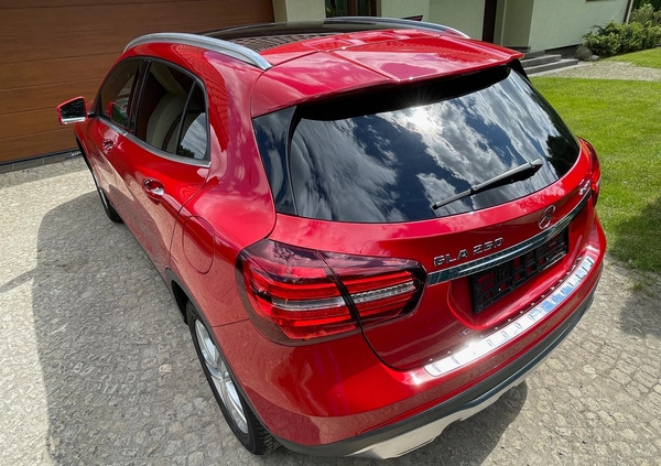 Mercedes-Benz GLA cena 106250 przebieg: 81673, rok produkcji 2019 z Warszawa małe 254